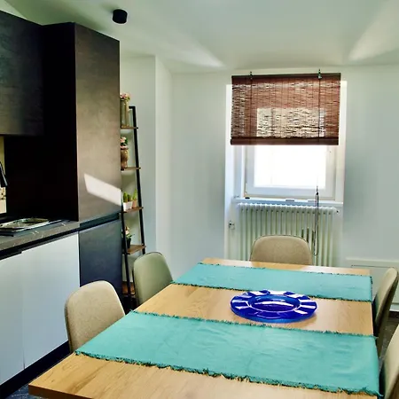 아파트 Casa Di Zeno 18